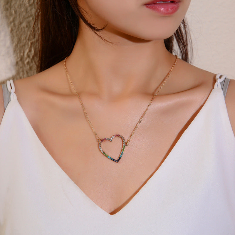 European And American Simple Colored Loving Heart Necklace Ins Fashion Hollowed-out Peach Heart